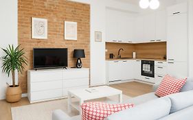 Luxury Design Apartments - Poznanska Warsaw City Center