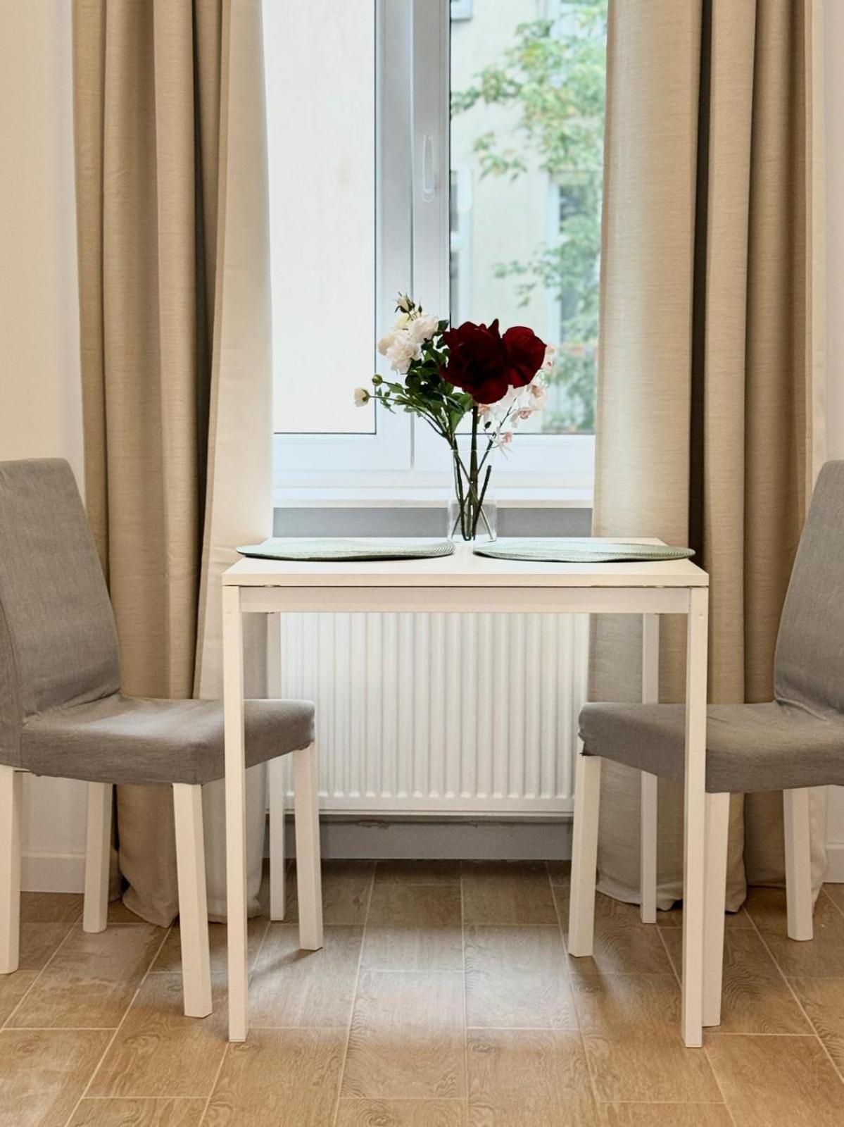 Luxury Design Apartments - Poznanska Warsaw City Center Esterno foto